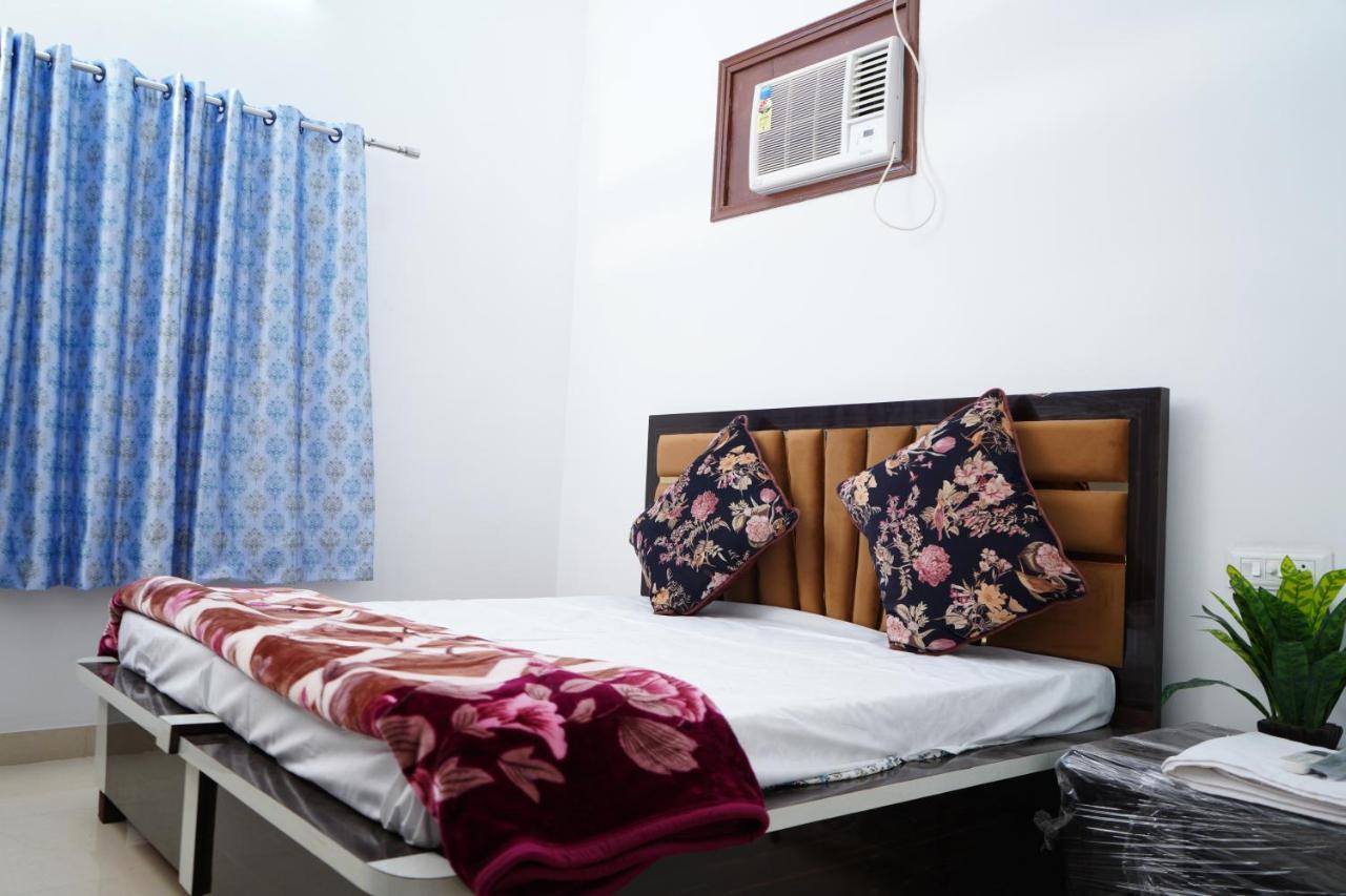 Bed and Breakfast Roop Niwas Amritsar Exterior foto