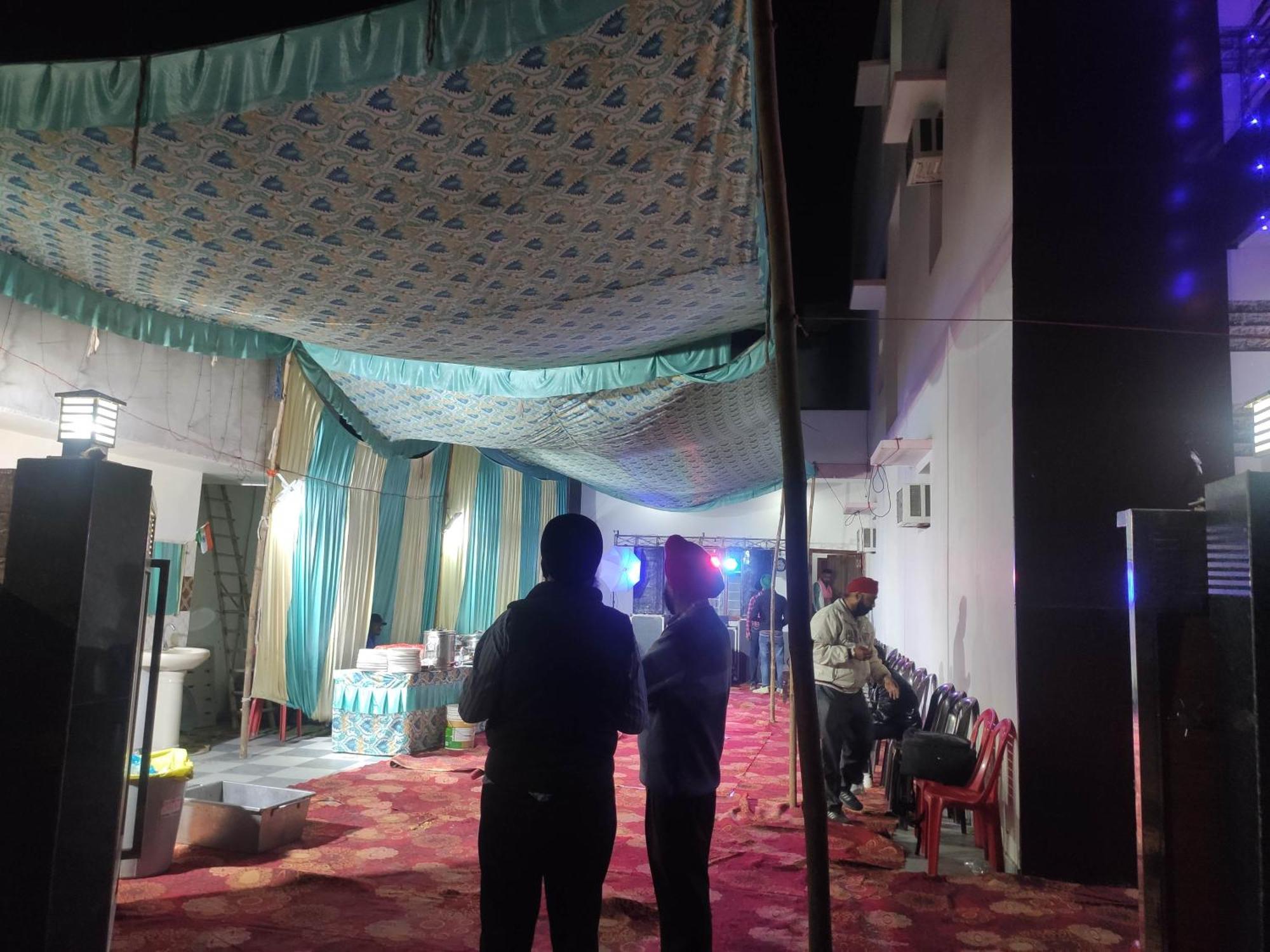 Bed and Breakfast Roop Niwas Amritsar Exterior foto