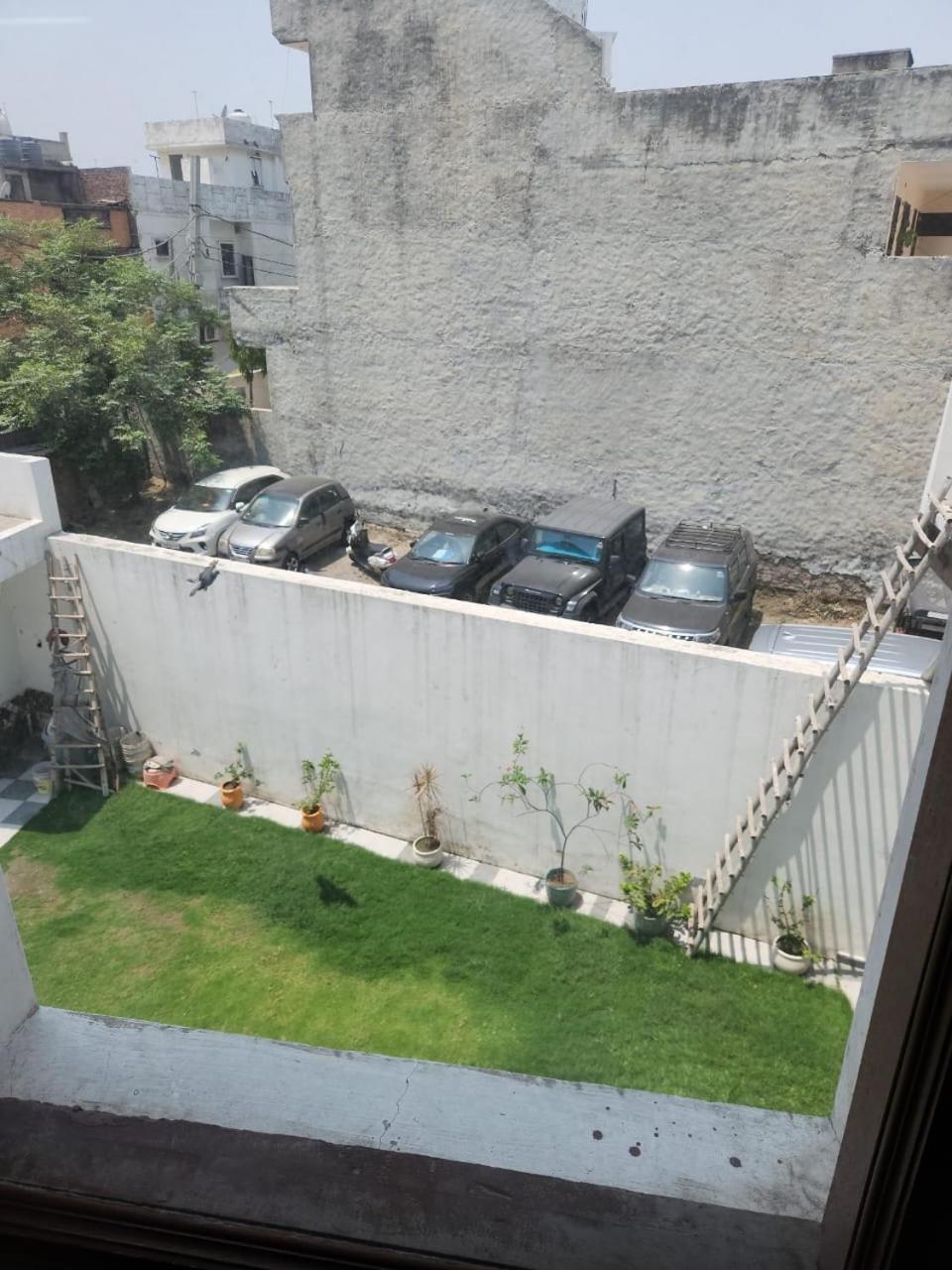 Bed and Breakfast Roop Niwas Amritsar Exterior foto