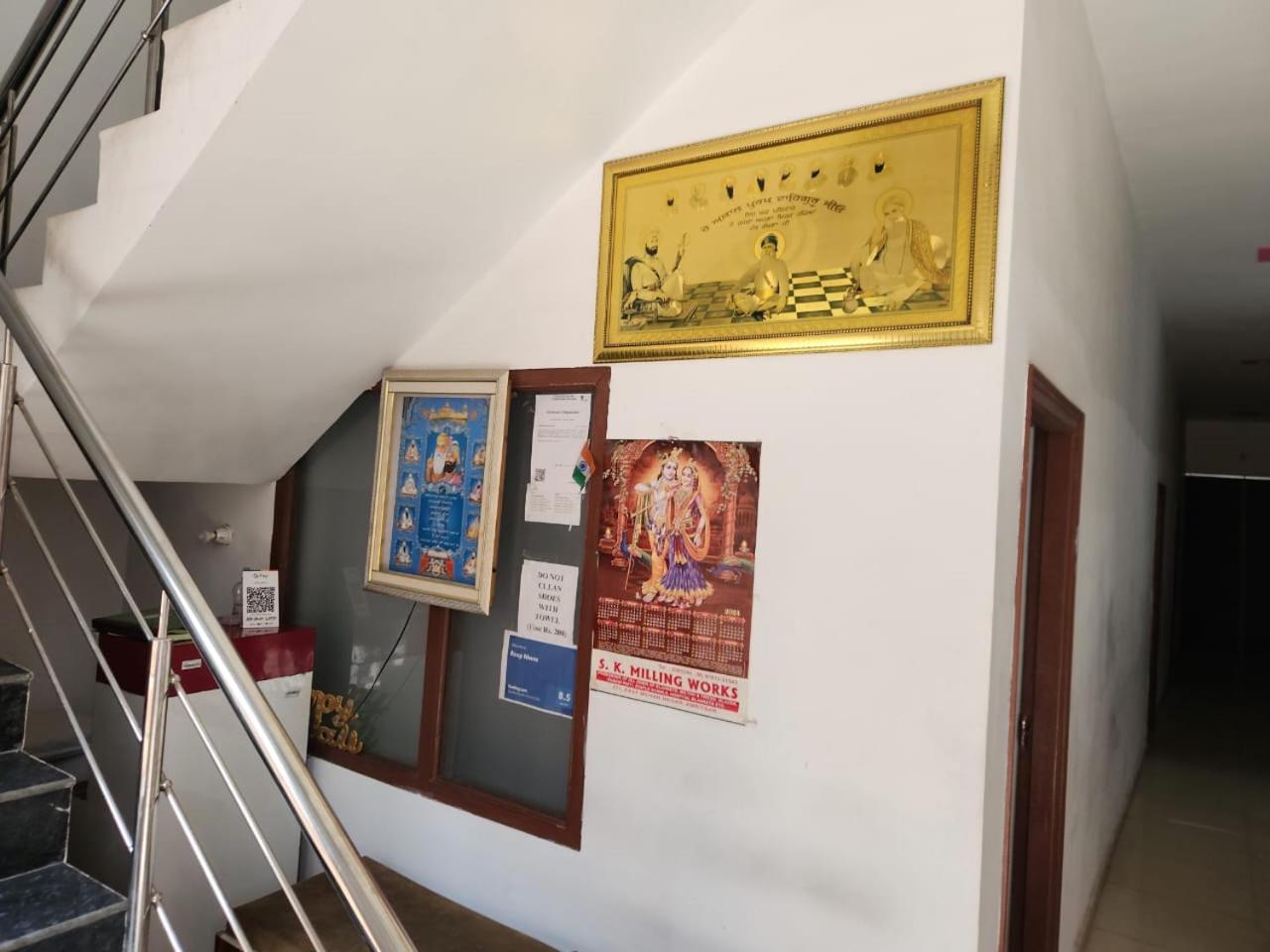 Bed and Breakfast Roop Niwas Amritsar Exterior foto